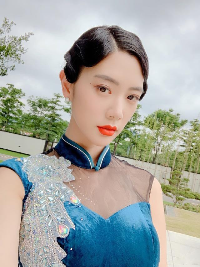 百丽热门1